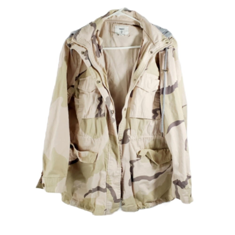 Camouflage Hooded Utility Jacket Sz L